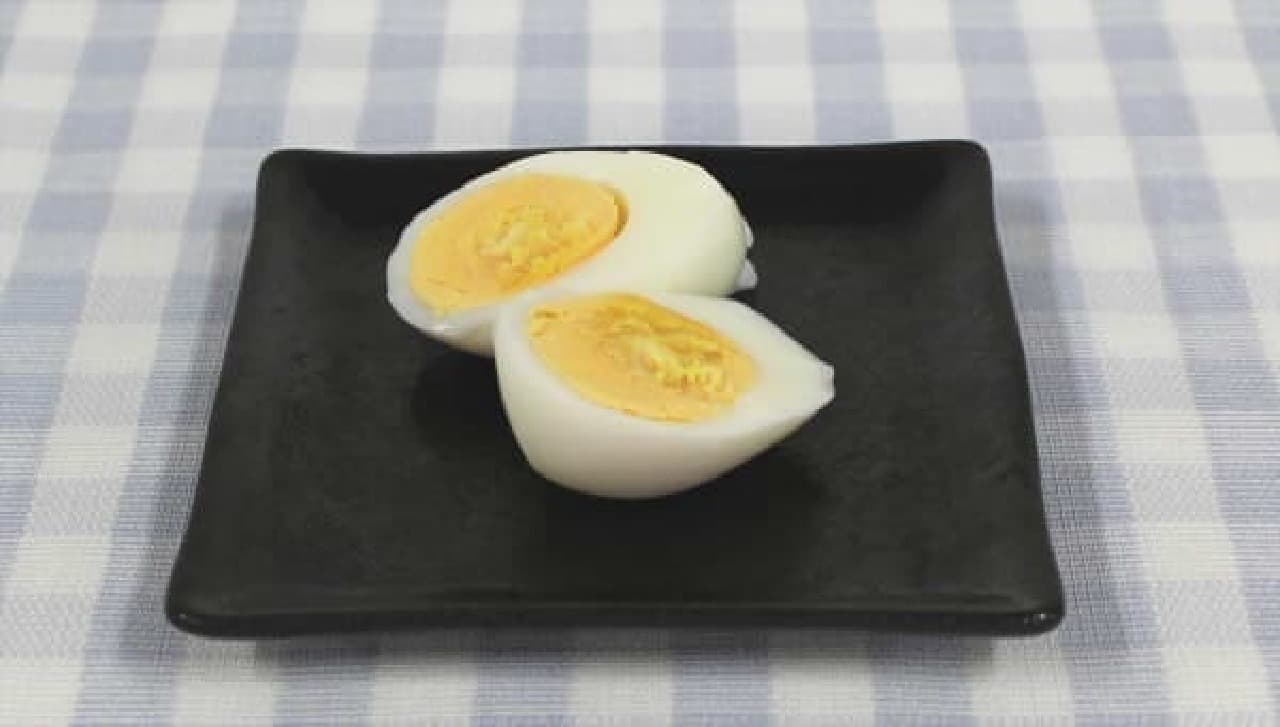 Hard boiled egg made with "Egg Timer"