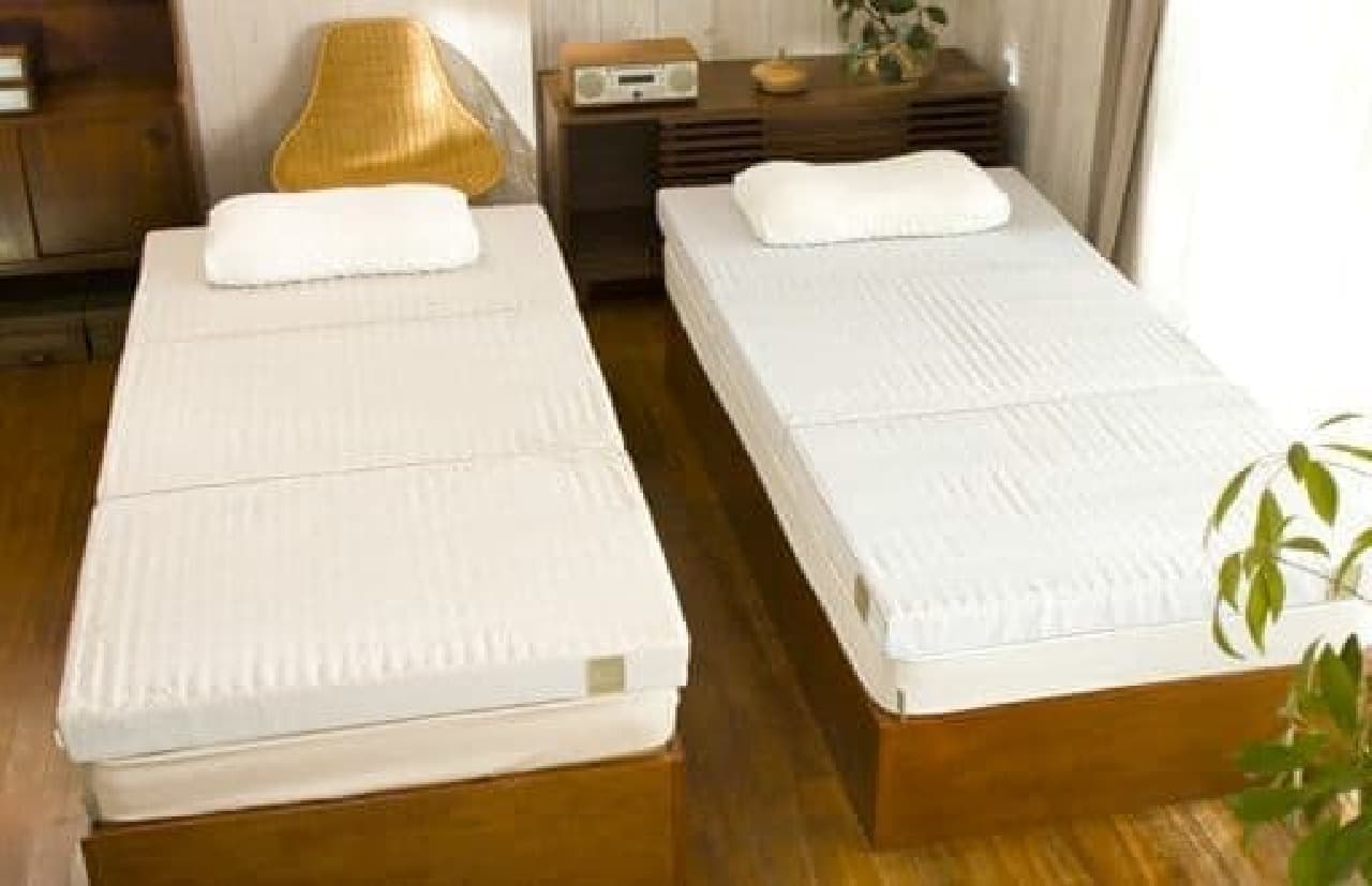 A mattress that supports the body with points and evenly distributes body pressure