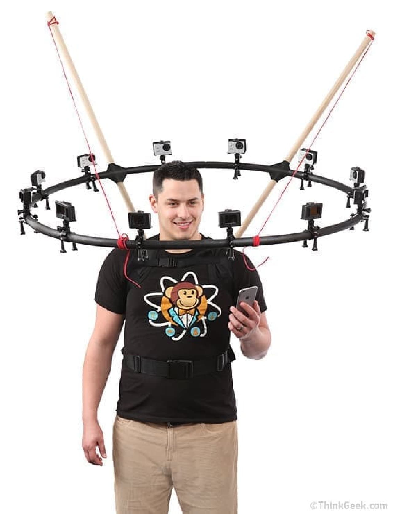 「360 Degree Selfie Rig」は、ベルトで身体に装着するセルフィースティック　　セルフィーマニア待望の“完全ハンズフリー”を実現している