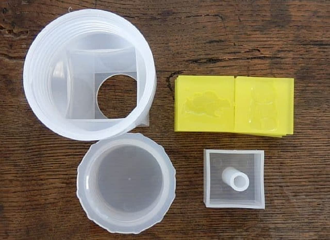 Stamp-like parts and yellow plate