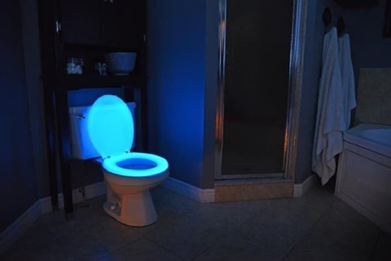 Example of a bathroom in the United States, which is wider than in Japan