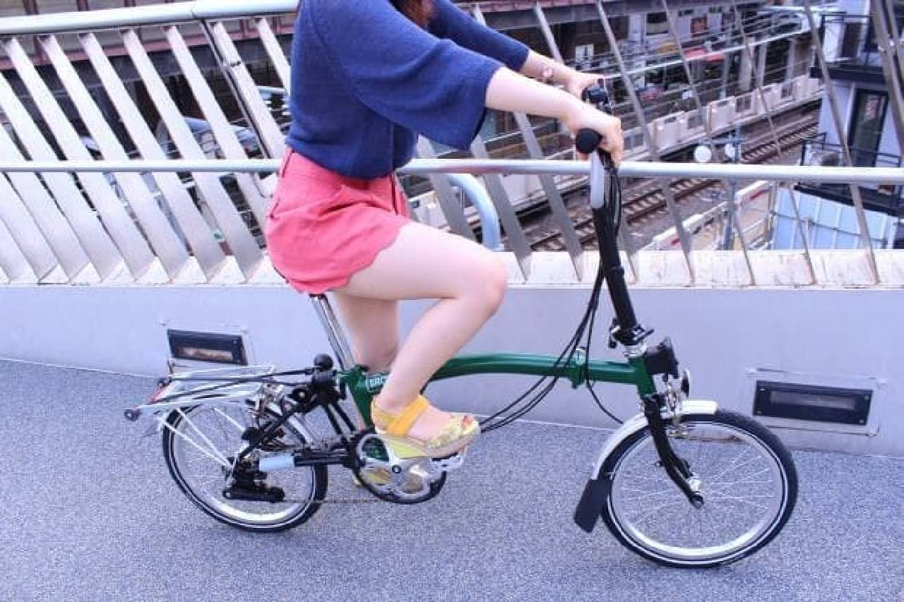 "BROMPTON" is a long wheelbase that does not sway even at low speeds