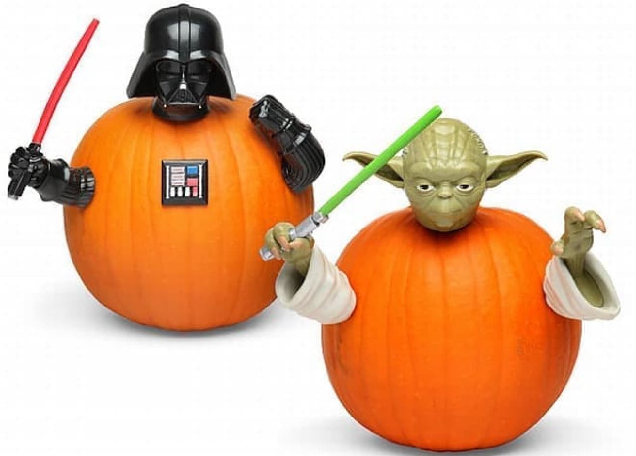 Three-headed Darth Vader and Yoda are cute!