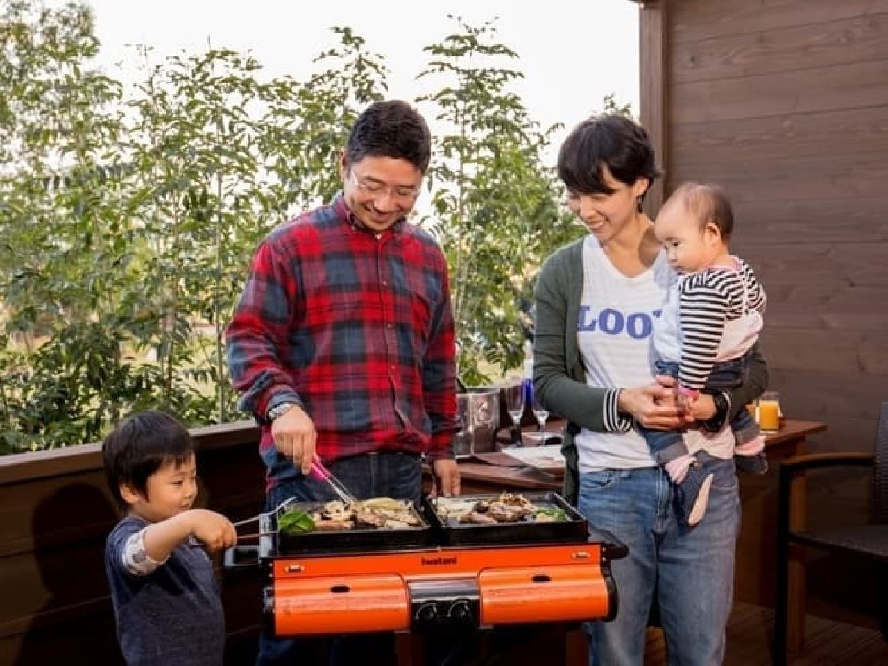 A glamping facility where you can enjoy barbecue and camping on the terrace has appeared at the Shimabara Onsen Hotel Nampuro