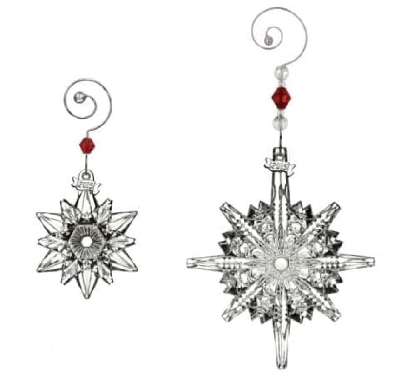 (Left) Mini Snowflake 5,000 yen, (Right) Snow Star 8,000 yen Recommended for interior accents