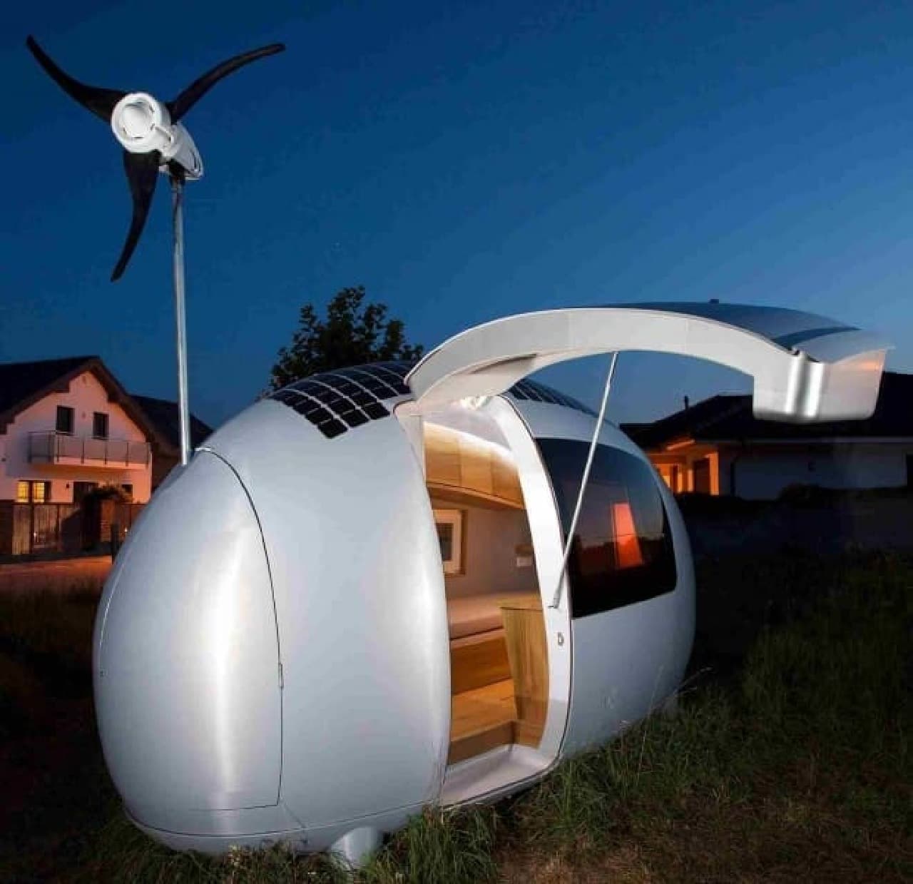 "Propeller" that effectively uses the power of the wind