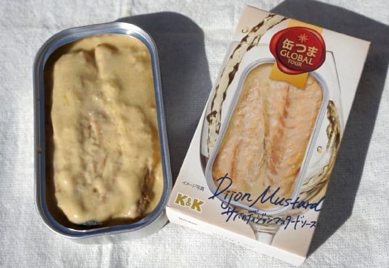 In a mackerel can of mustard sauce that combines spiciness, acidity, and umami
