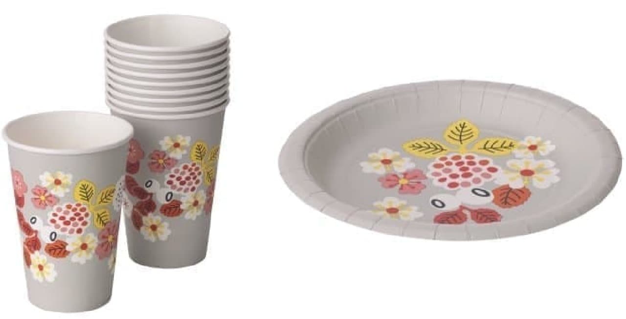 A 10-piece paper cup and a paper plate are for a picnic