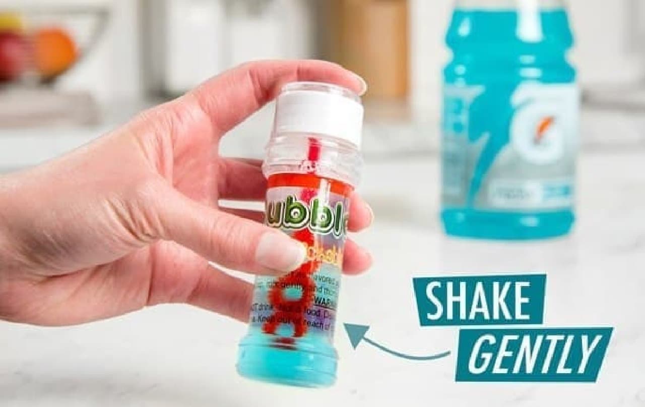 How to make soap bubbles using "Bubble Lick" 2: Mix gently