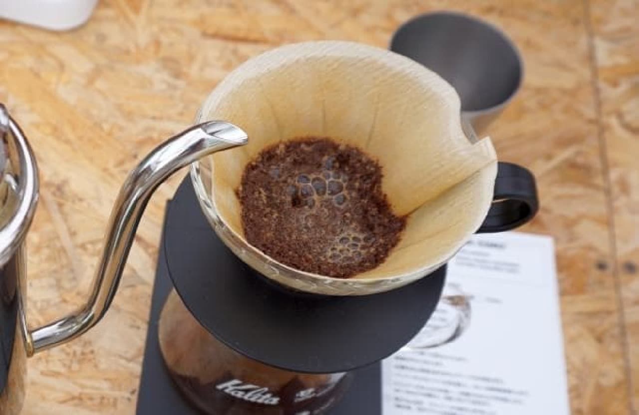 Self-drip cafe "MINED RIP COFFEE"
