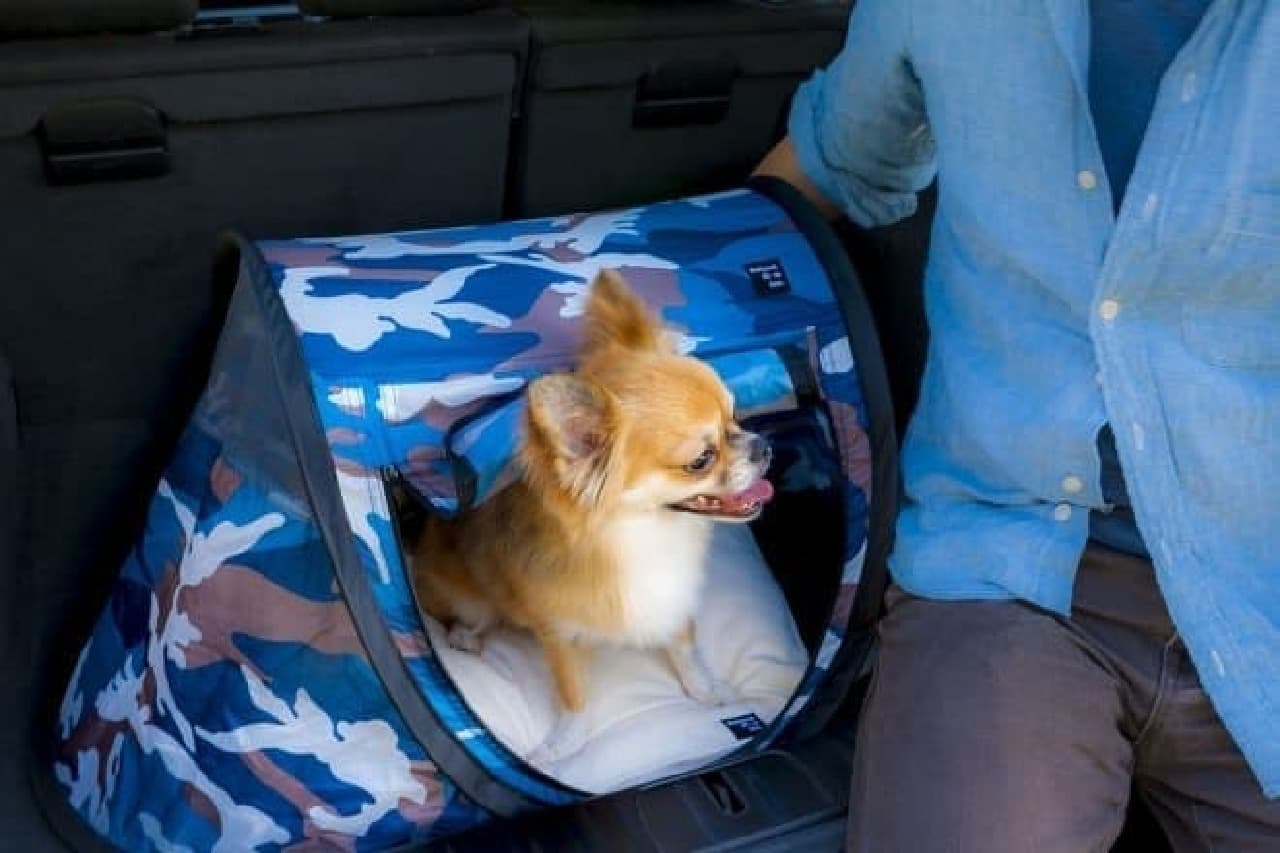 Portable pop-up tent for pets
