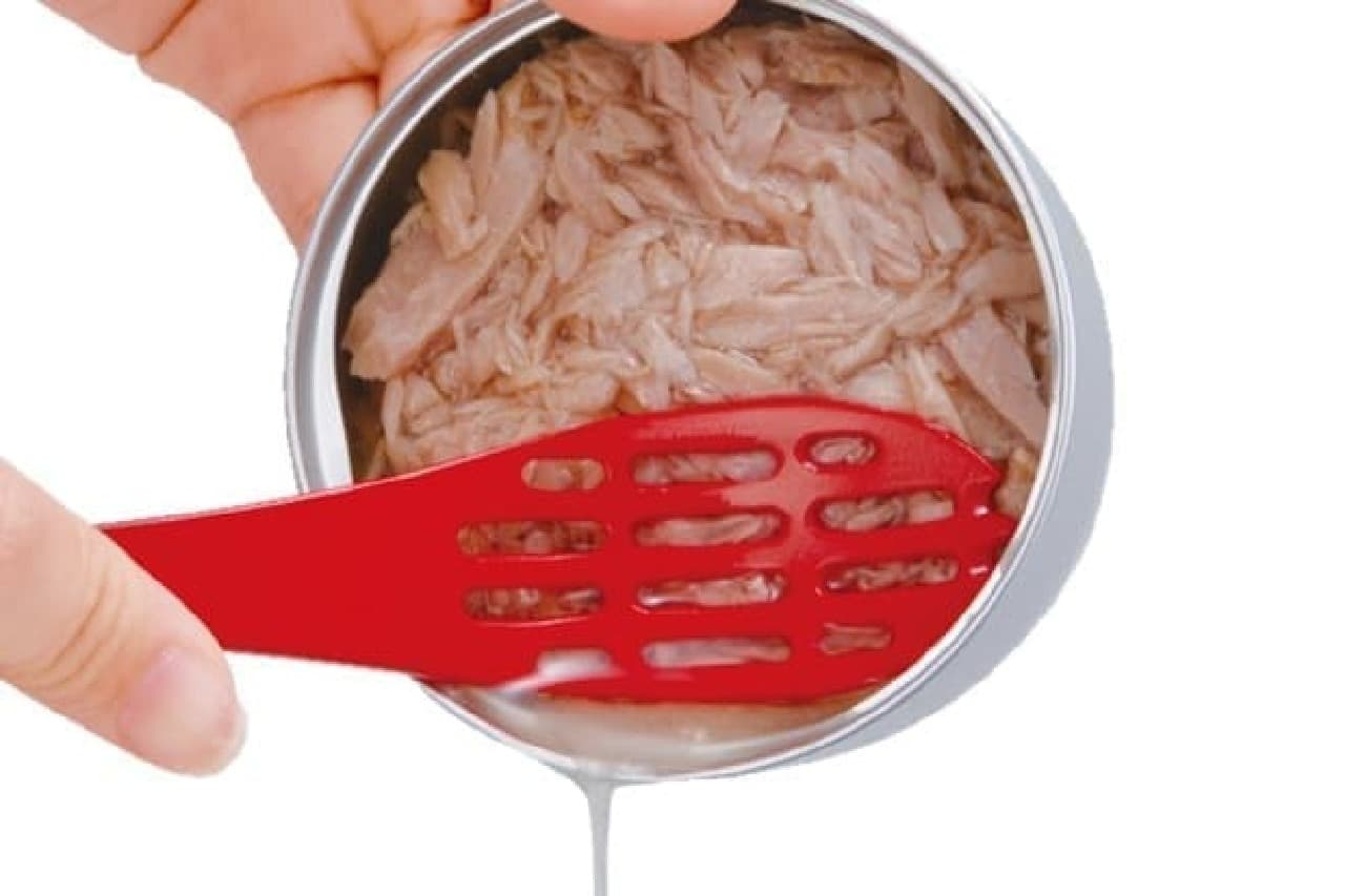 Dedicated spoon for cooking tuna cans "Dia Tuna Tomo"