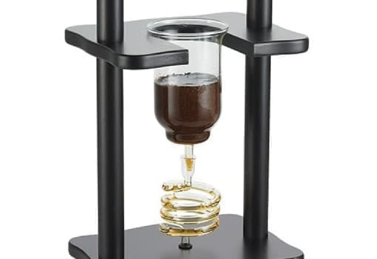 Coffee dripper "Flavor Enhancing Coffee Extractor" with a height of 76 cm