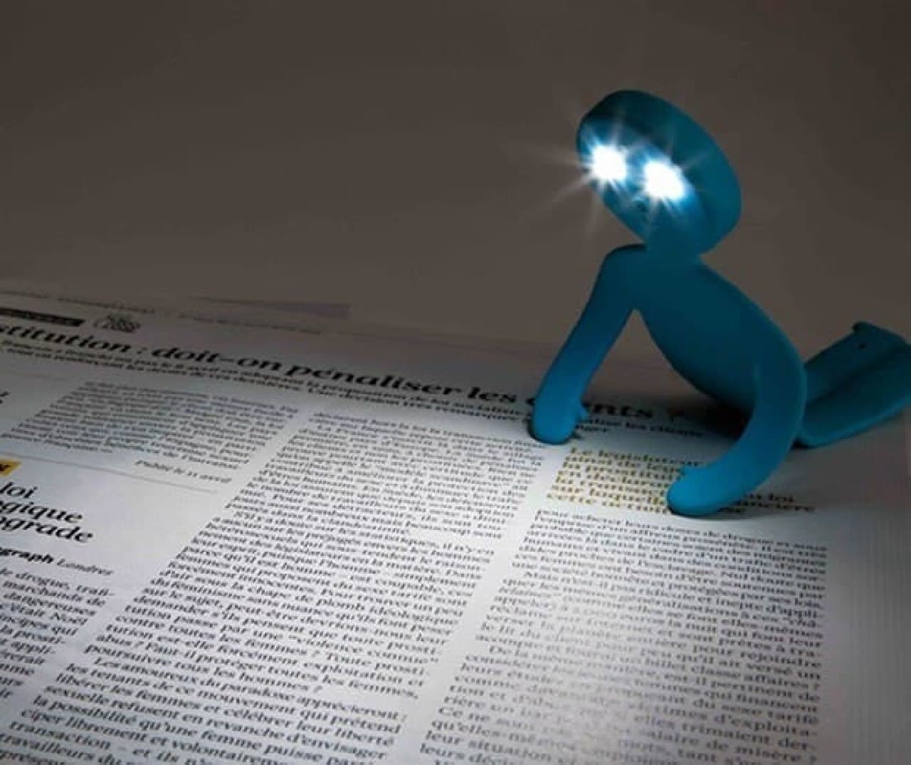 Humanoid LED book light "Lightman"