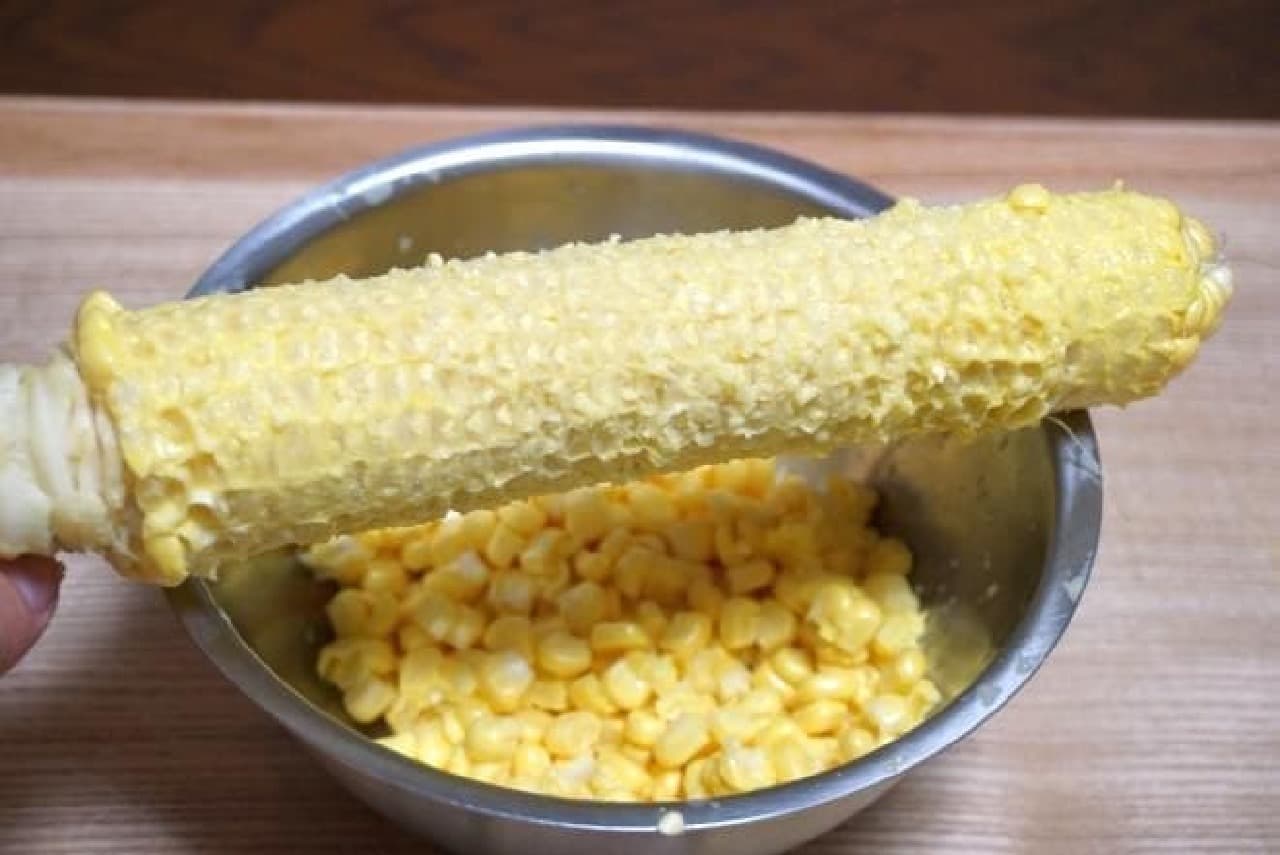Corn cutter