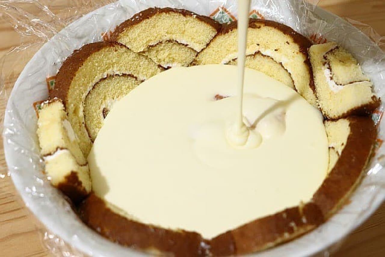 市販のロールケーキで作るドームケーキ