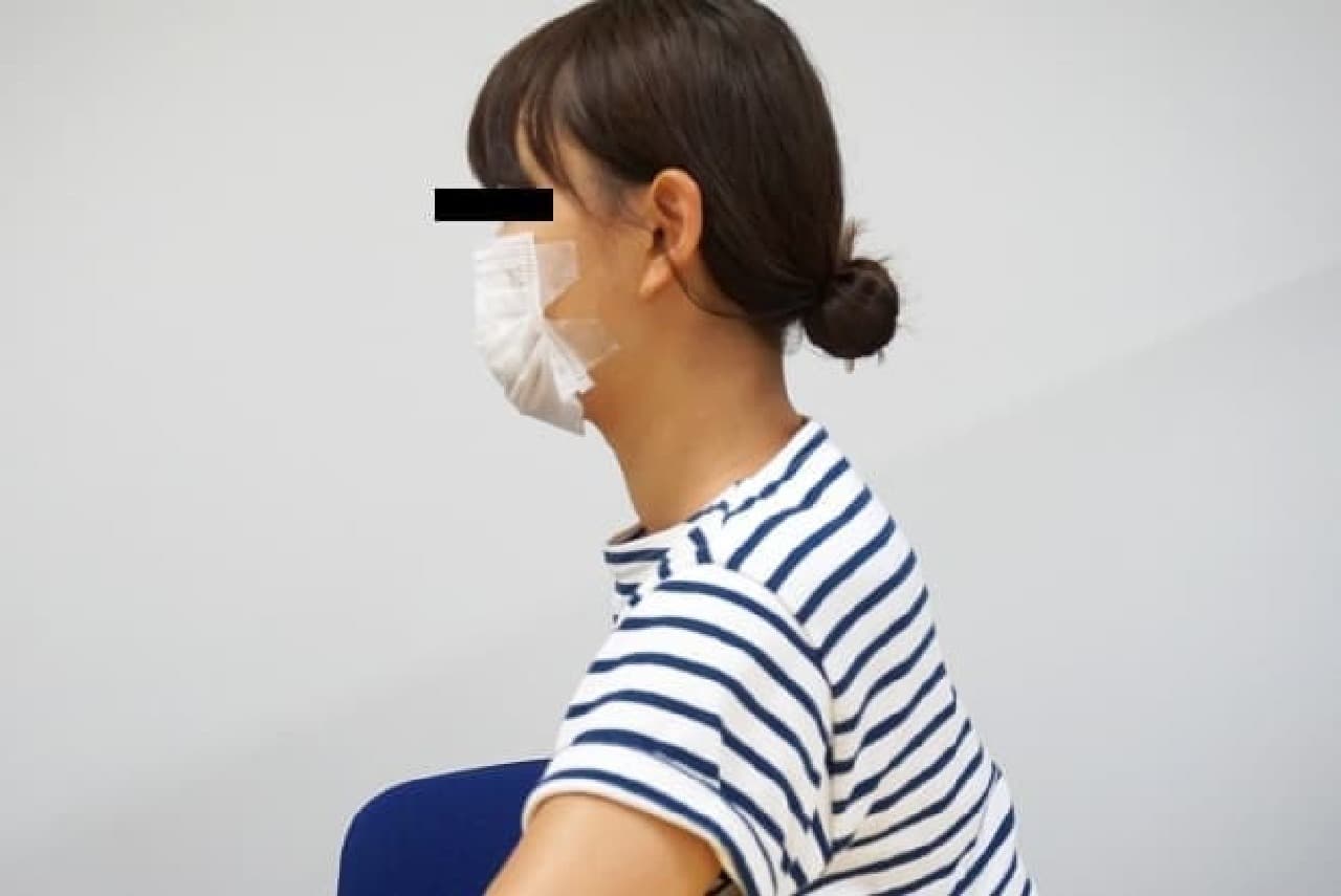Kobayashi Pharmaceutical "Nodonuru Wet Mask No Strings Sticking Type"