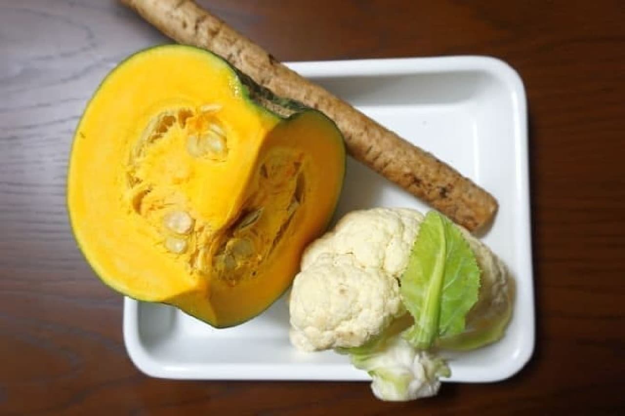Yamaki "Burdock, Pumpkin and Cauliflower Pickles"