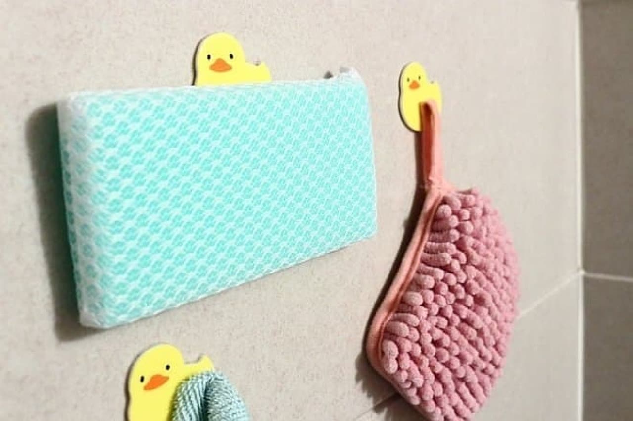 Bathroom sponges and towels