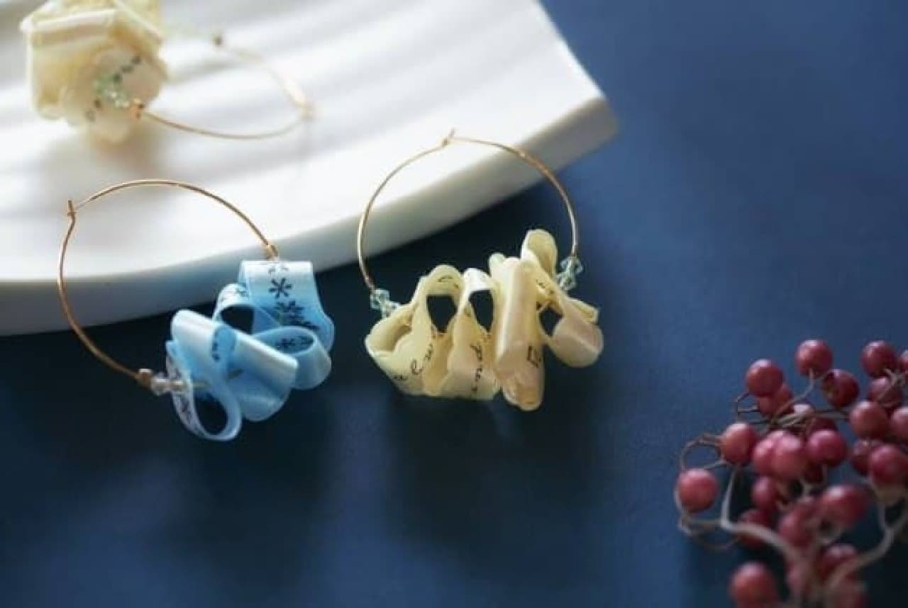 Earrings with Tepla ribbon