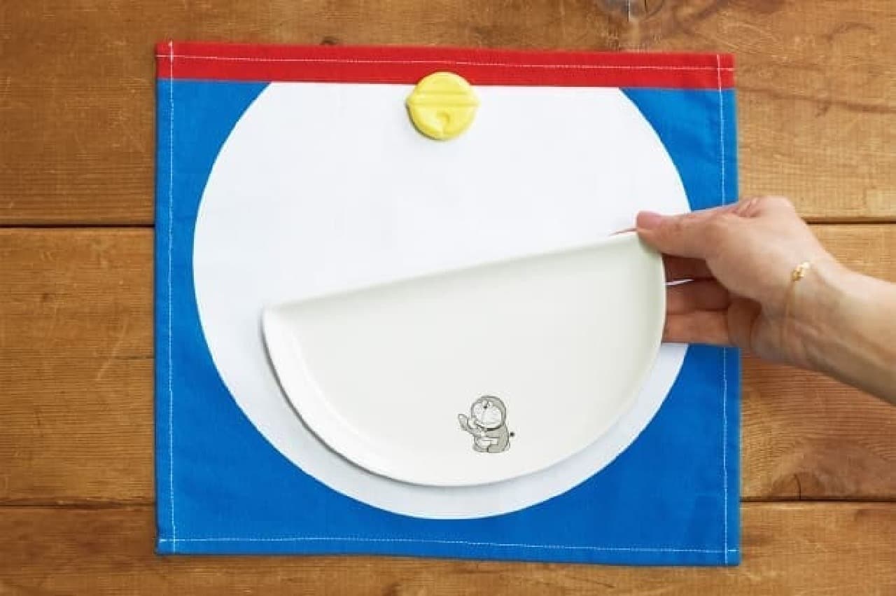 Post office limited "Doraemon tableware set"