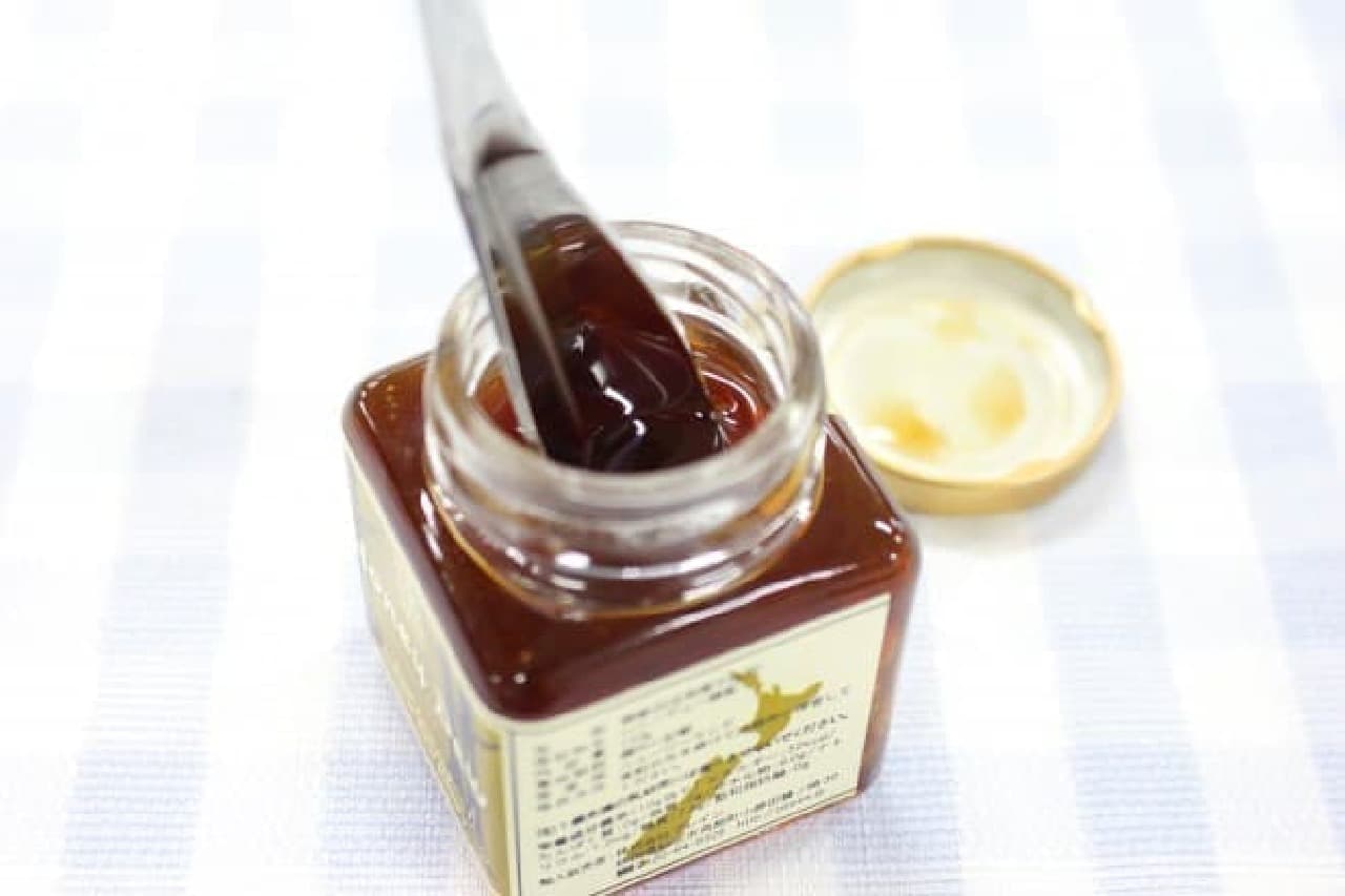 A spoon that makes it easy to entangle Daiso's honey