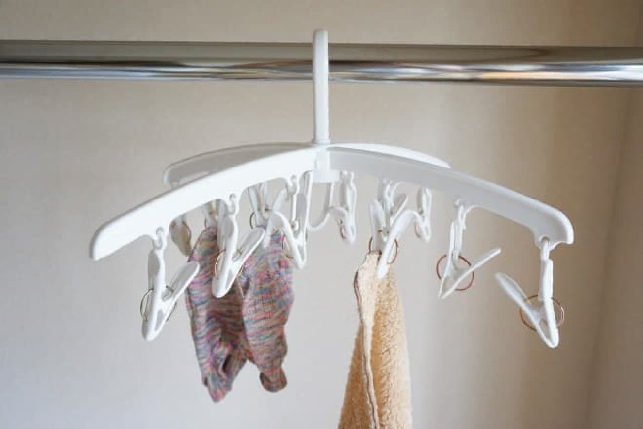 Room drying hanger