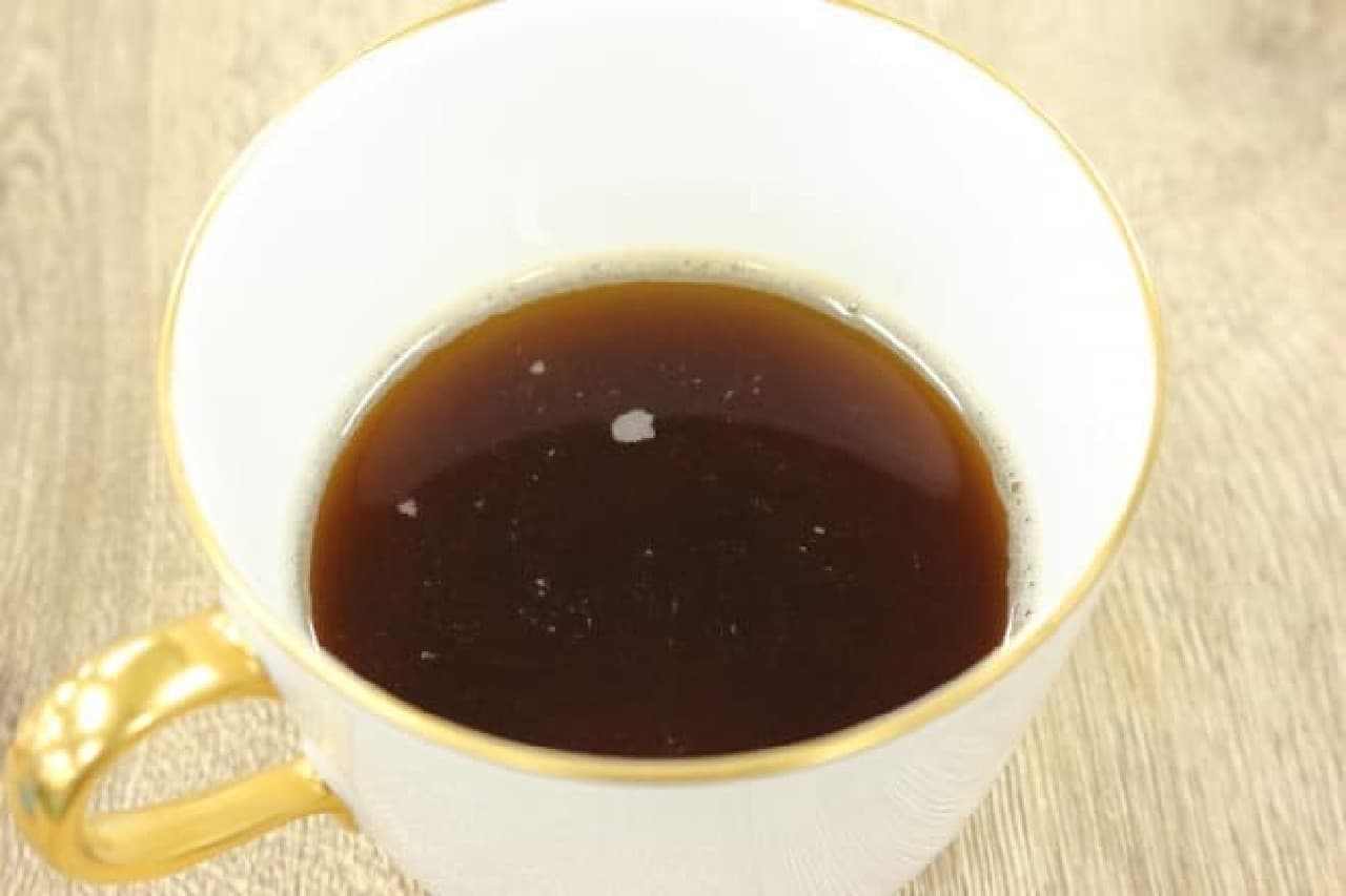 Ito En's powder type "Oi Ocha Sarasara Hoji Tea"