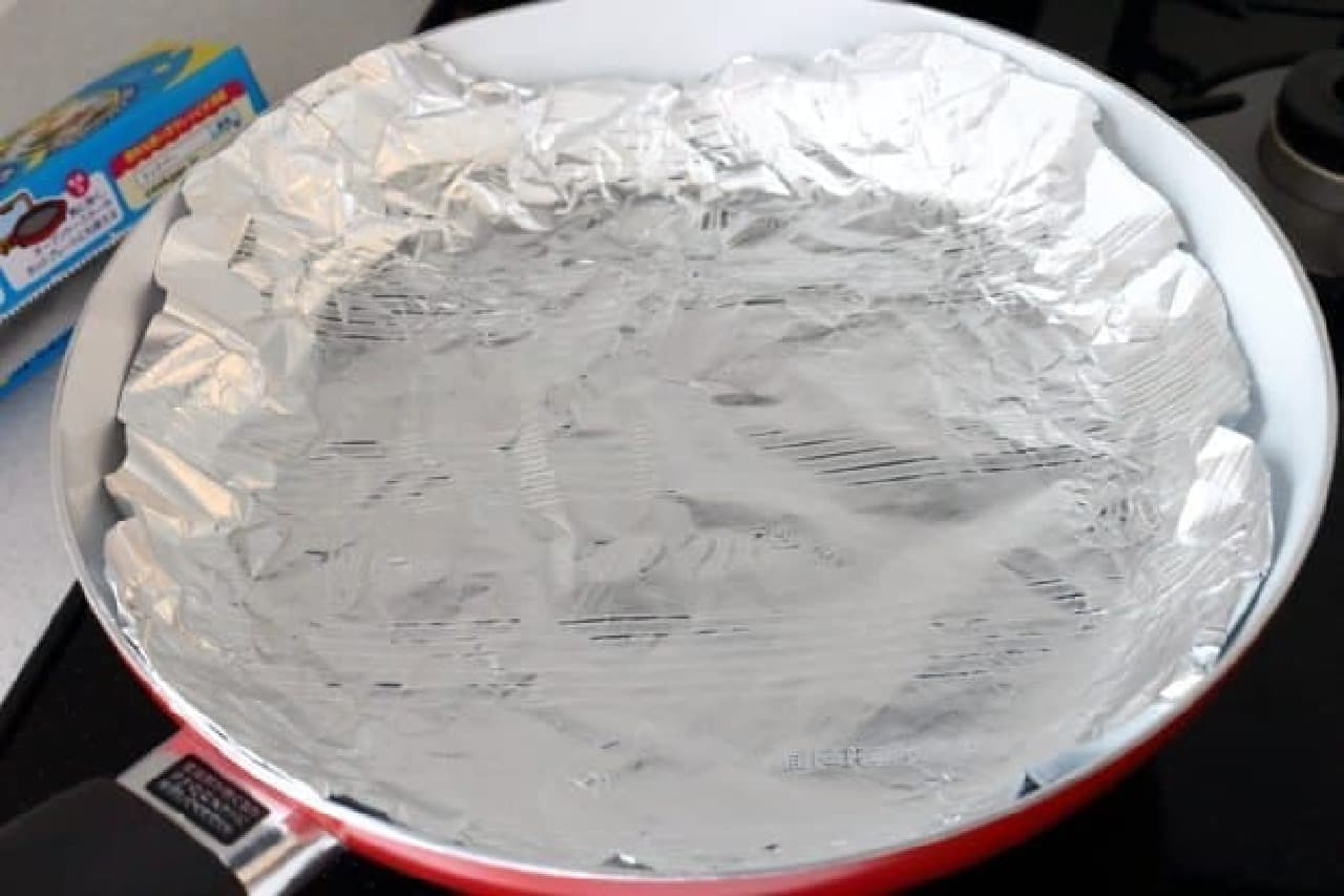 Cookper Frying Pan Foil and Mr. Kitchinto Frying Pan Foil Sheet