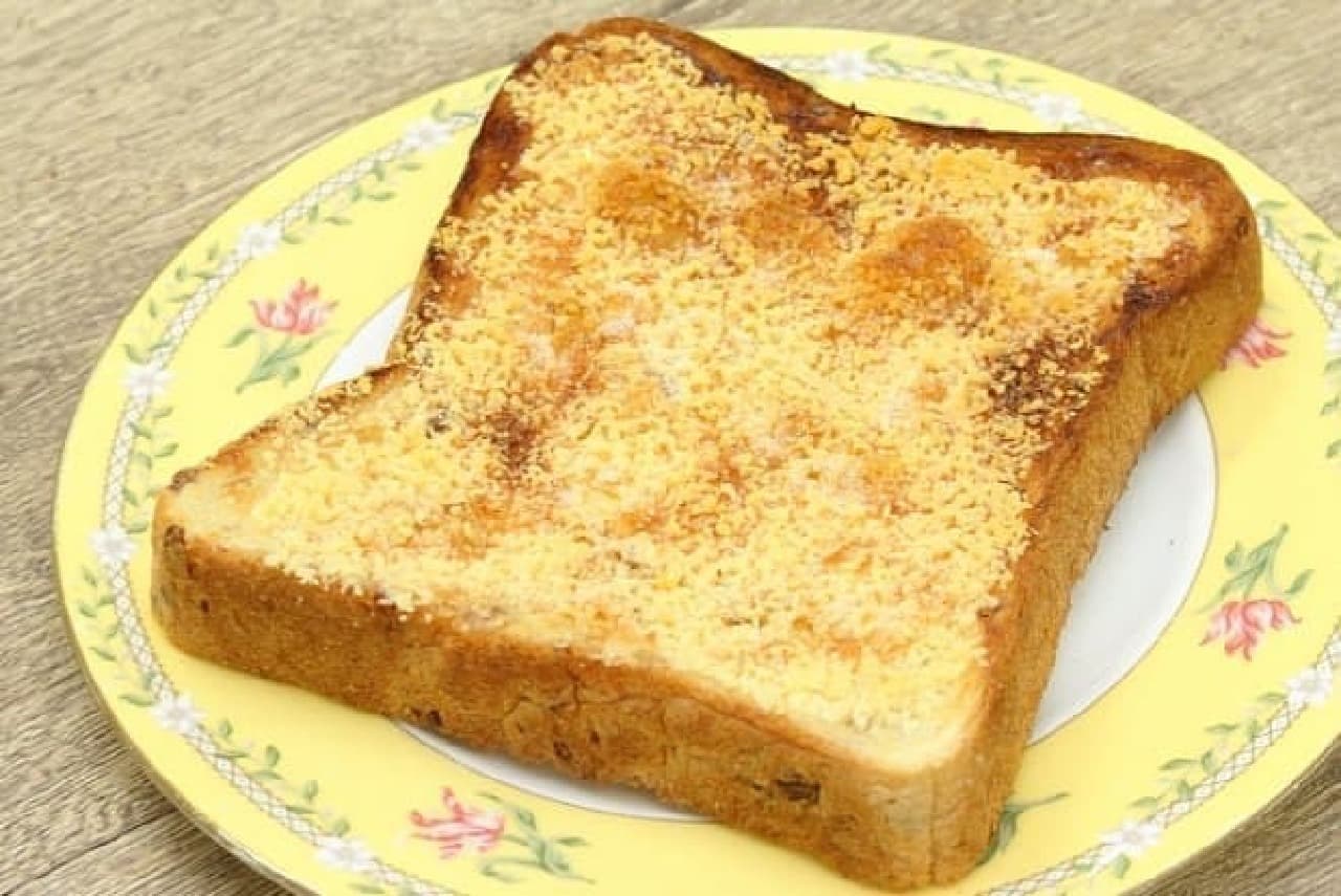 粉チーズとマヨネーズ、食パンでできるサクサク香ばしいトーストのレシピ