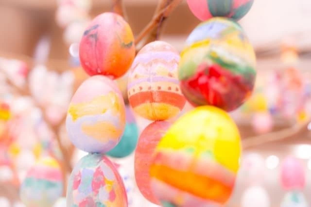 Colorful boiled eggs for easter