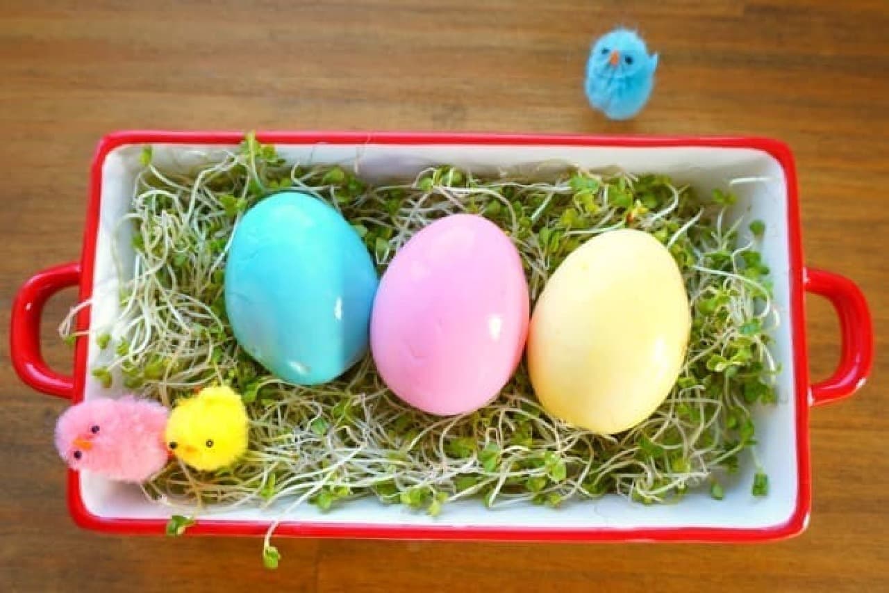 Colorful boiled eggs for easter