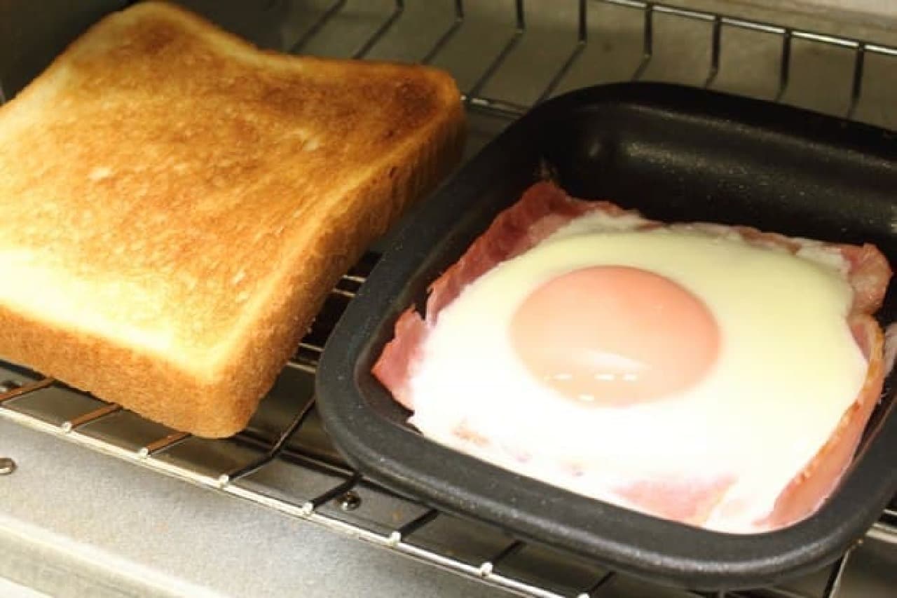 トーストと目玉焼きをオーブントースターで同時に--デュアルプラス オーブントースタープレート