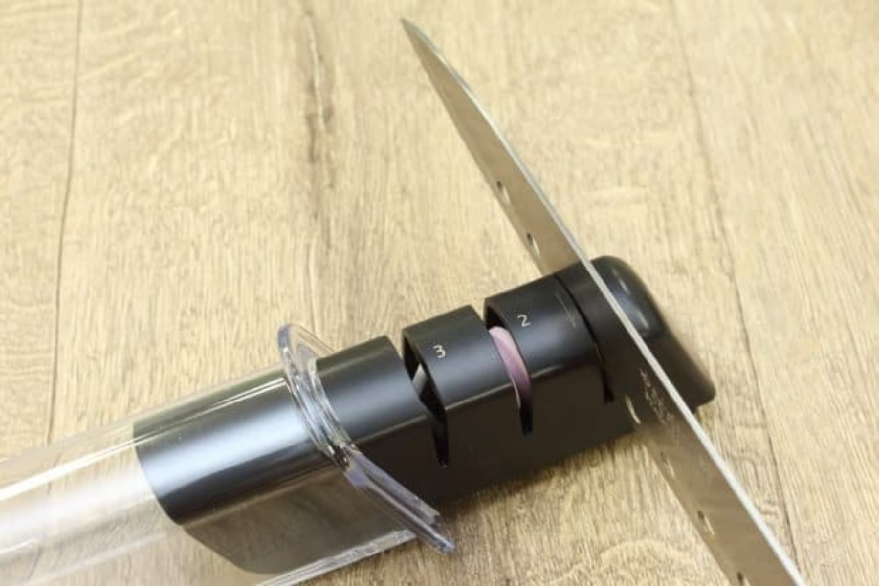 Kai's knife sharpening "Diamond & Ceramic Sharpener"
