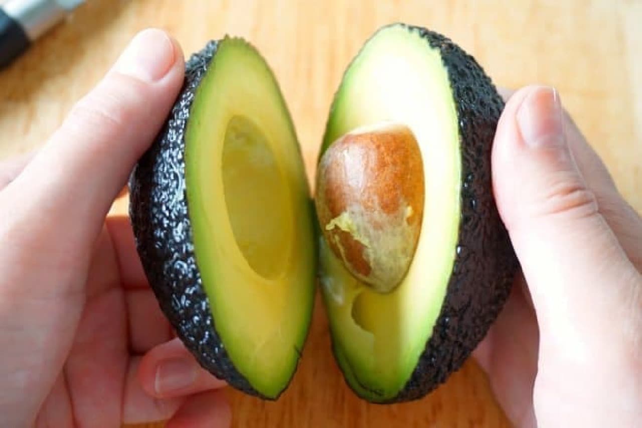 Easy cut of avocado