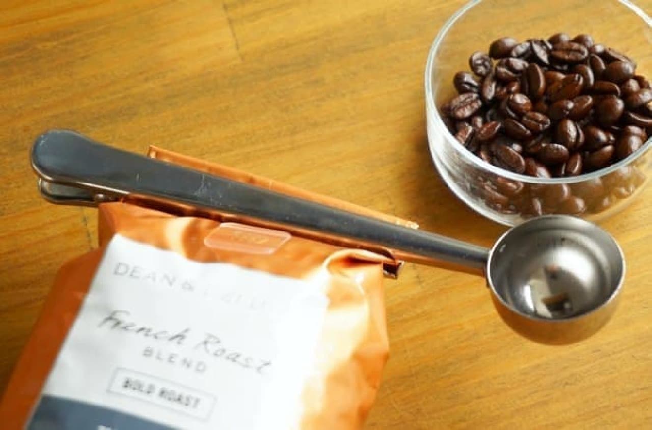 コーヒーの計量と袋どめを1本で オシャレ 機能的なダイソーの クリップ付き計量スプーン えんウチ
