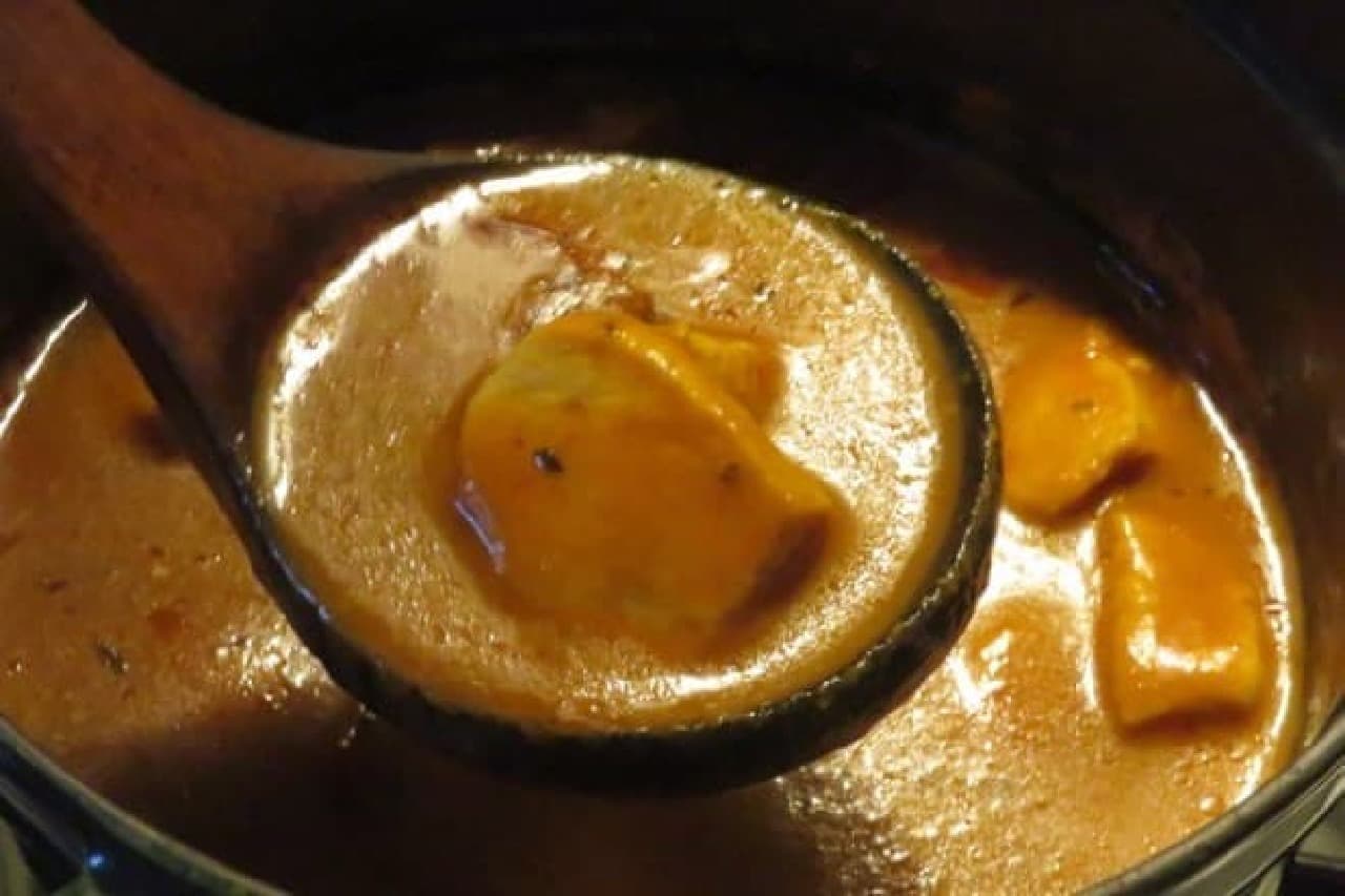 Indian taste butter chicken curry