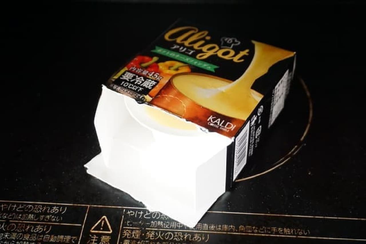 カルディの電子レンジ用チーズフォンデュアリゴ