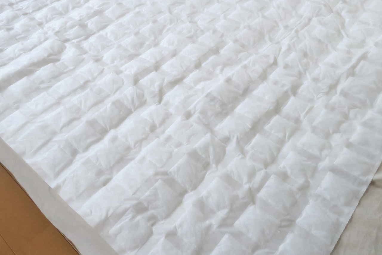 Comfortable sleep dehumidifying sheet for mattresses