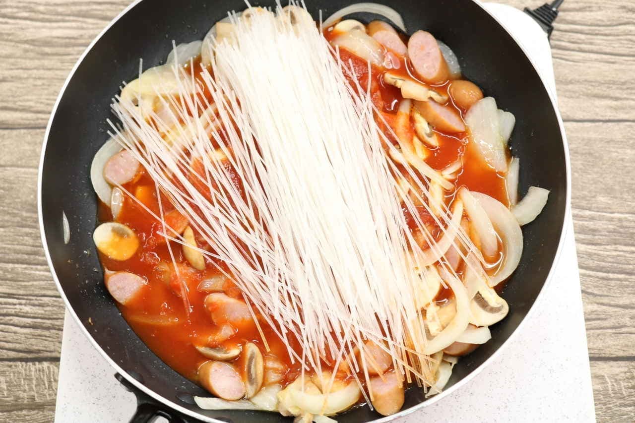 3 recipes for Napolitan --Mackerel can Napolitan, vermicelli Napolitan, tomato juice stewed Napolitan