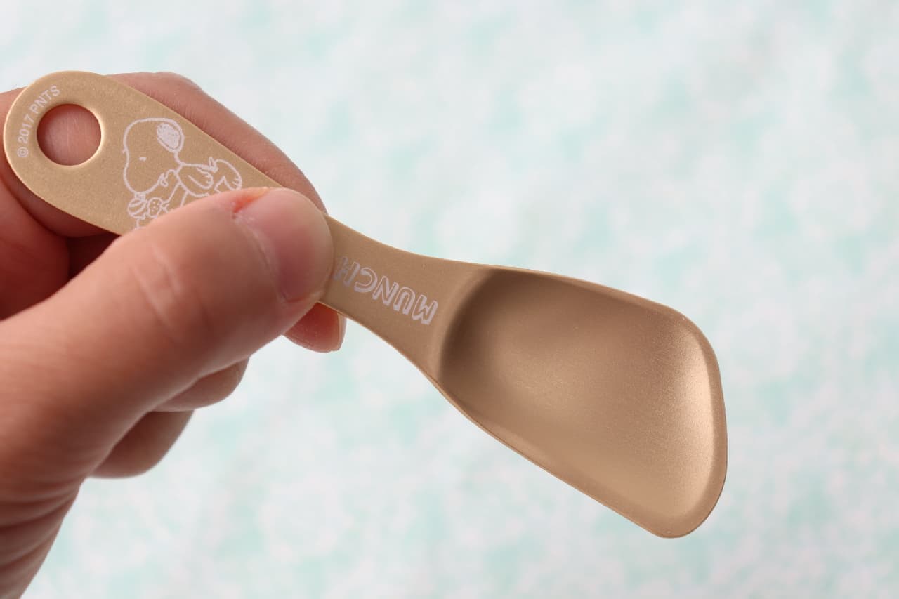 Found in Nitori! Snoopy's cute ice spoon--The heat conduction makes the ticking ice cream smooth