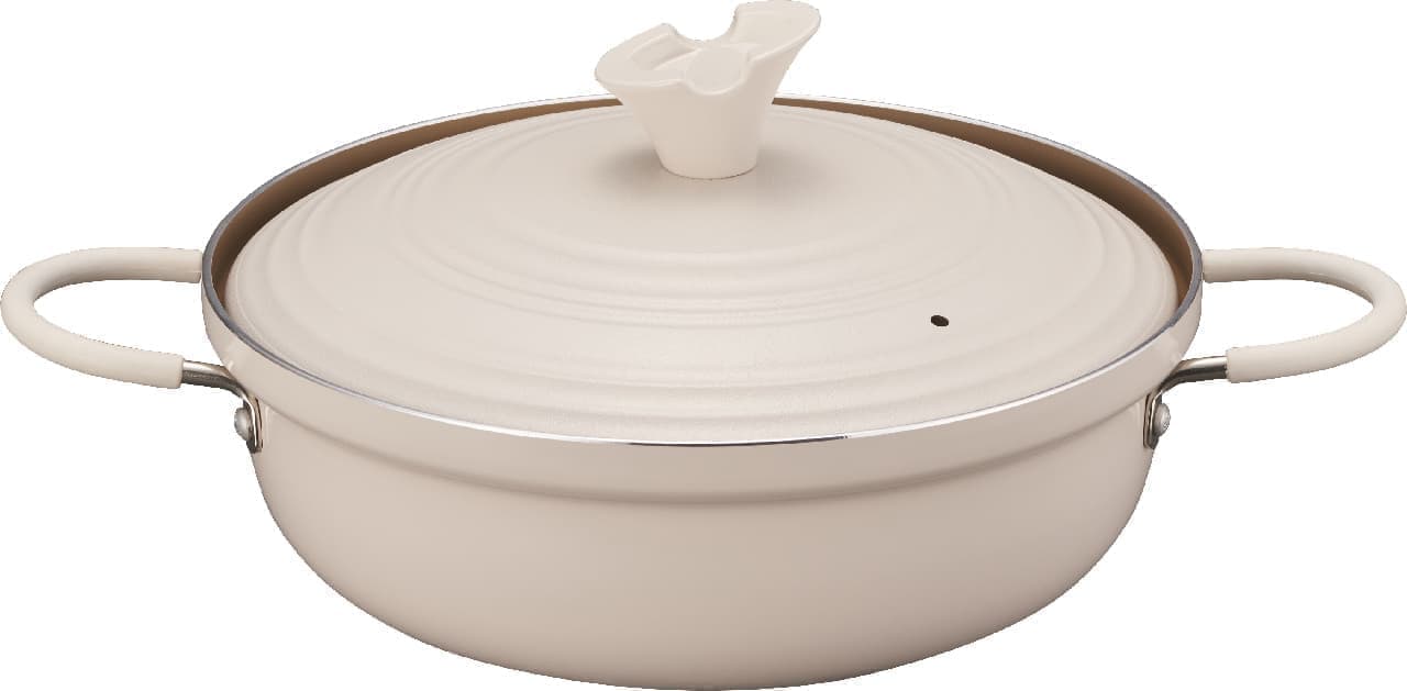 Curry stew pot and tabletop pot from Doshisha's evercook series