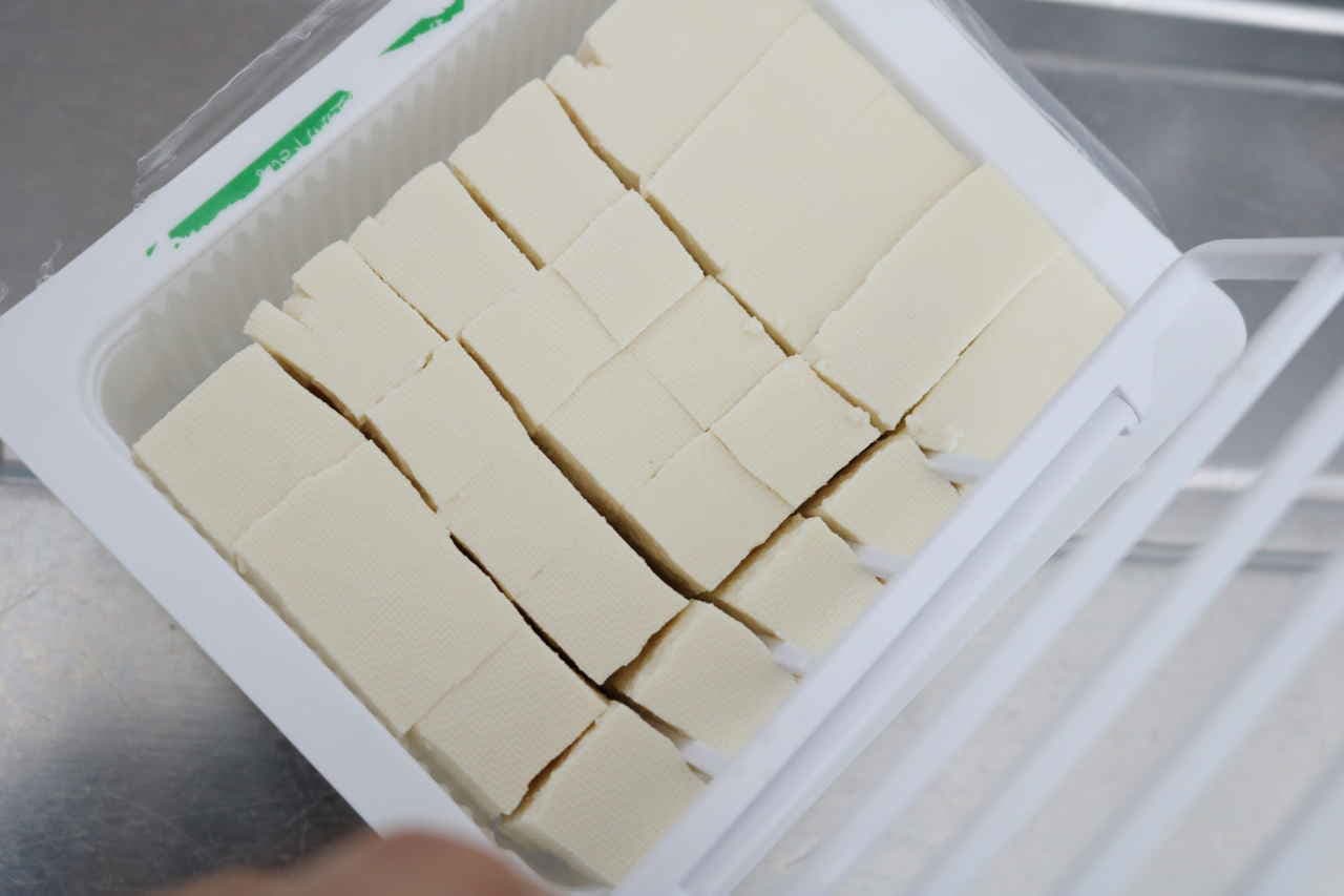 Tofu-savory eye-cut plate