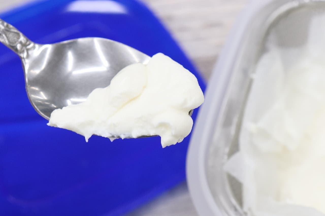 Rich cream cheese style ♪ Drained yogurt container--Convenient for cooking and making sweets just by putting it in and waiting