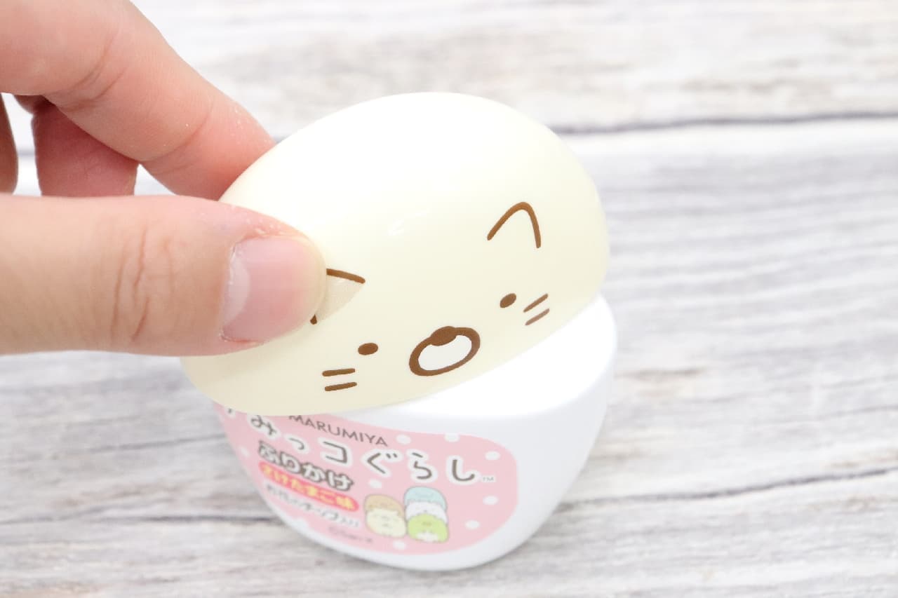 Sumikko Gurashi is a cute sprinkle container ♪--"Salmon egg taste" that makes children happy