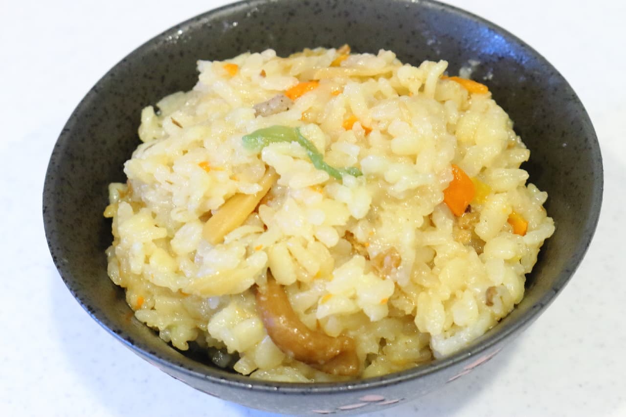 Add a little extra rice cake ♪ Okowa-style recipe made with "Takikomi gohan"