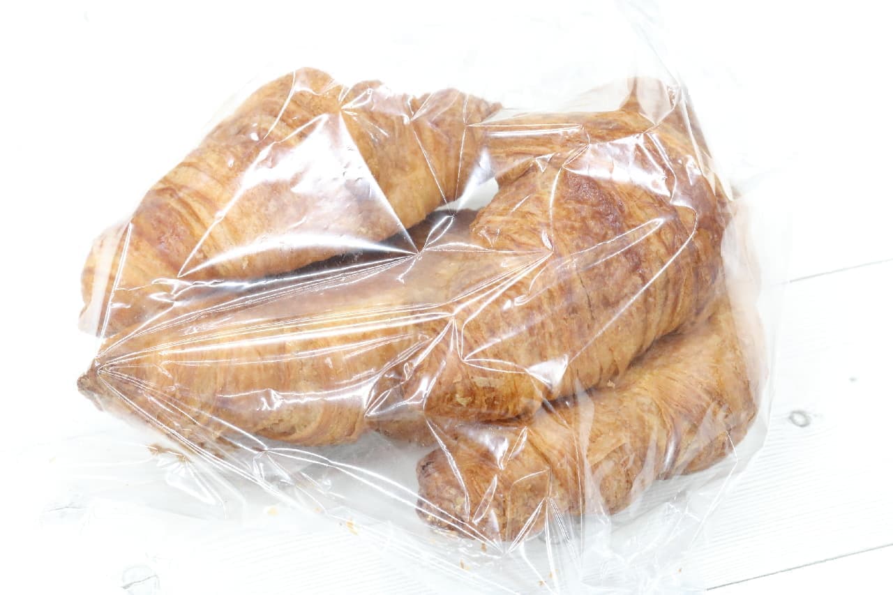 Keep the fresh taste ♪ Freezing and thawing croissants--Aluminum foil for warming