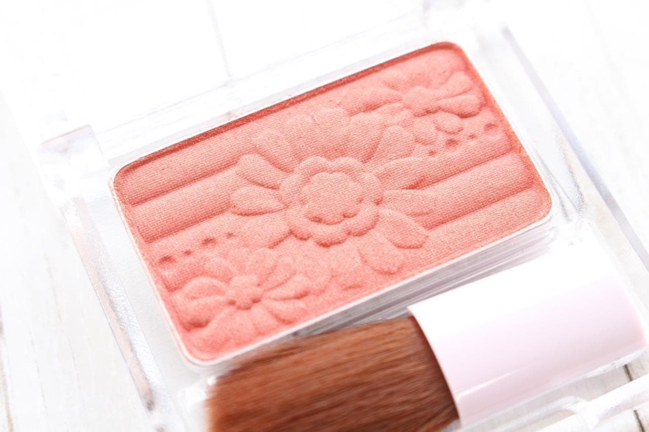 "PW44 Mellow Peach" from Canmake "Powder Cheeks"