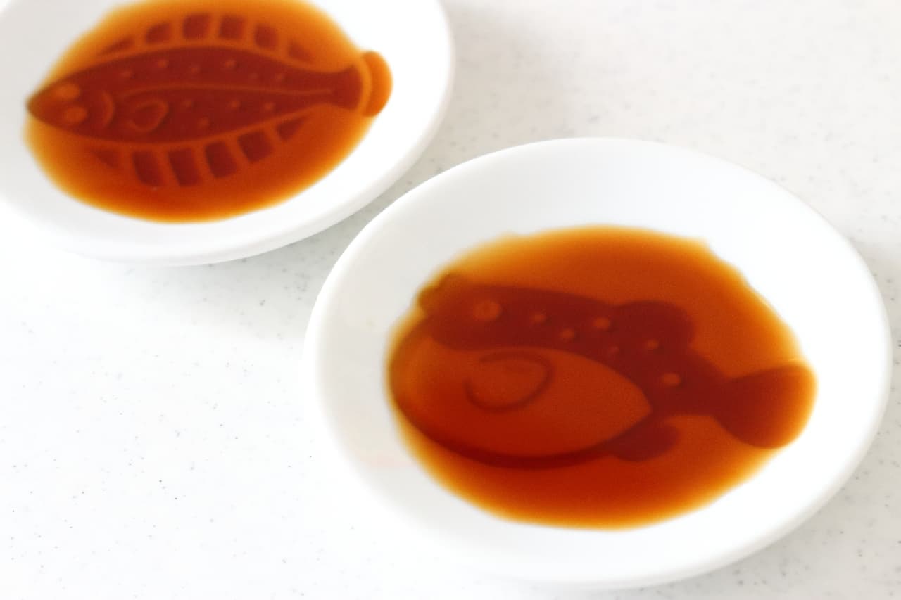 100 cute soy sauce dishes with a fish pattern