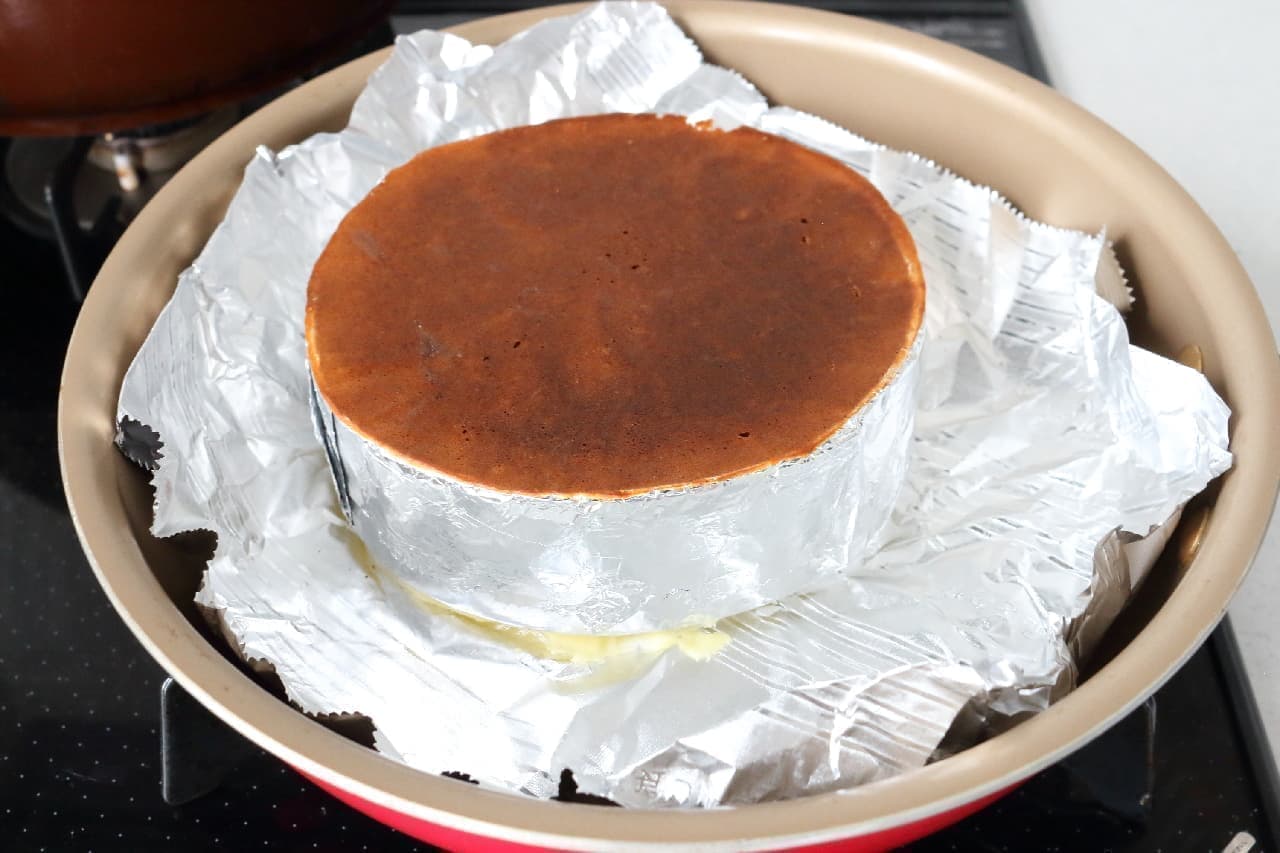 牛乳パックとアルミホイルで手作りする厚焼きホットケーキの型